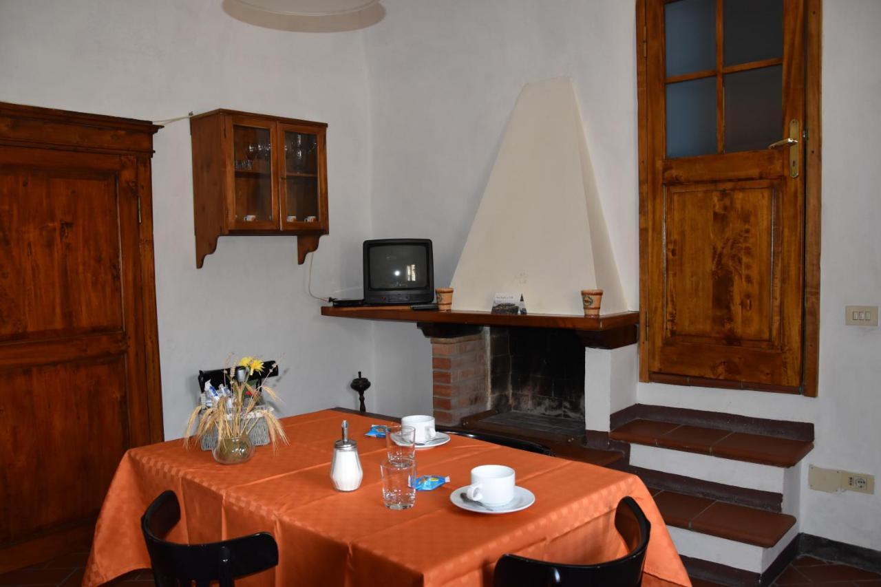 Borgo Vecchio Hotel Montalcino Luaran gambar